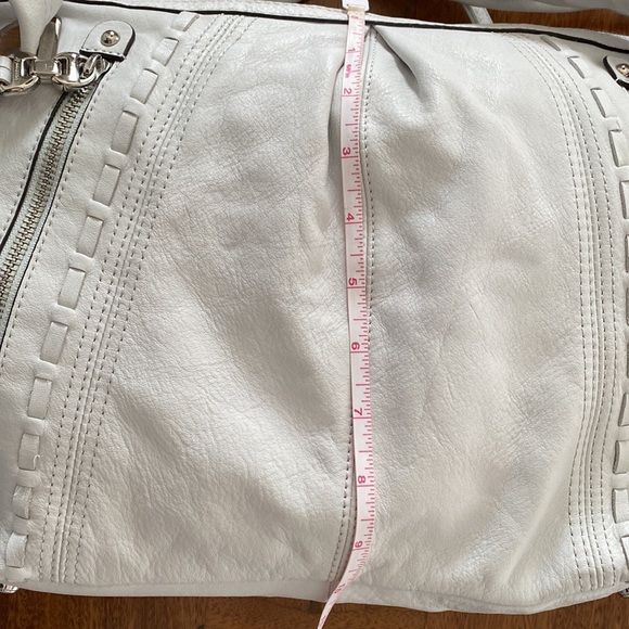 New Beautiful White Leather Satchel Med size - Picture 6 of 9